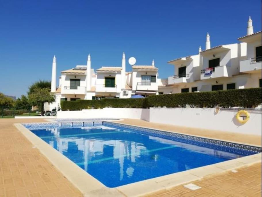 Joia Da Gale House - Pool And Garden & Bbq & Gale Beach Albufeira Bagian luar foto