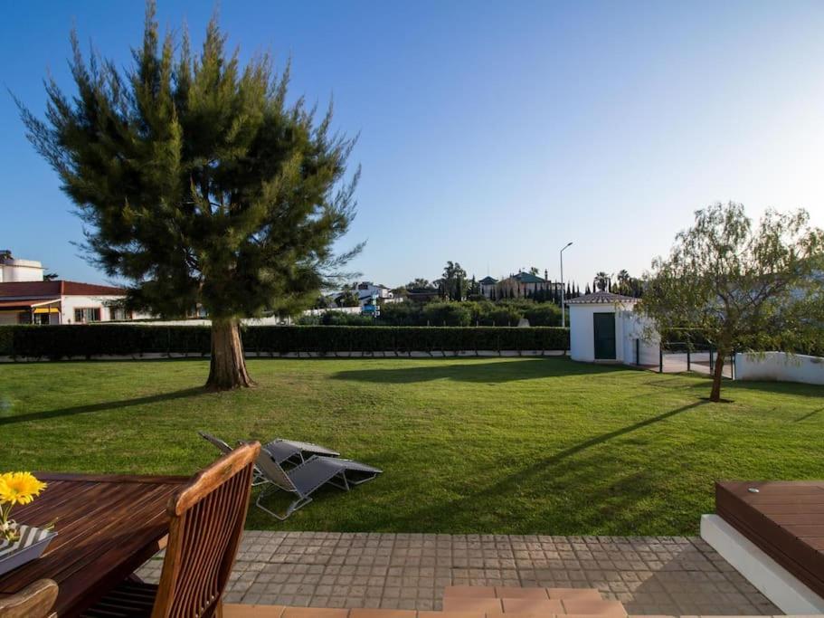 Joia Da Gale House - Pool And Garden & Bbq & Gale Beach Albufeira Bagian luar foto