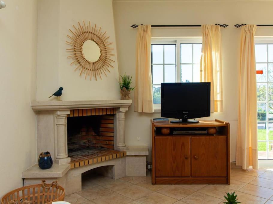 Joia Da Gale House - Pool And Garden & Bbq & Gale Beach Albufeira Bagian luar foto